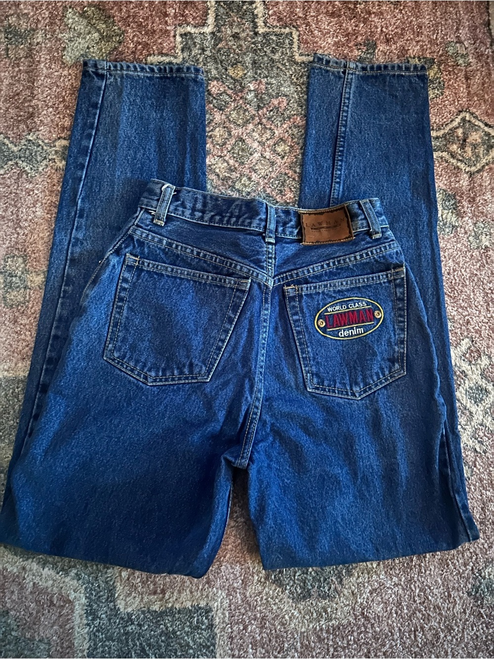 Lawman High-Rise Women's Jeans in Dark Blue Wash